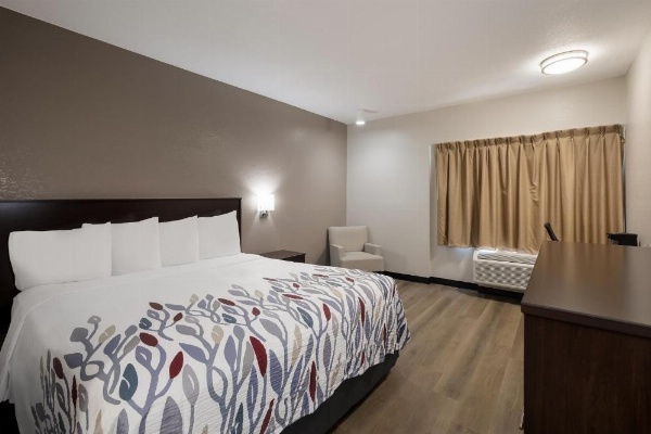 Red Roof Inn Tucson North - Marana image 18