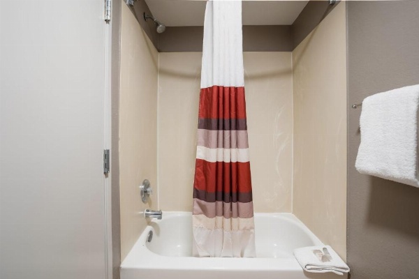 Red Roof Inn Tucson North - Marana image 25